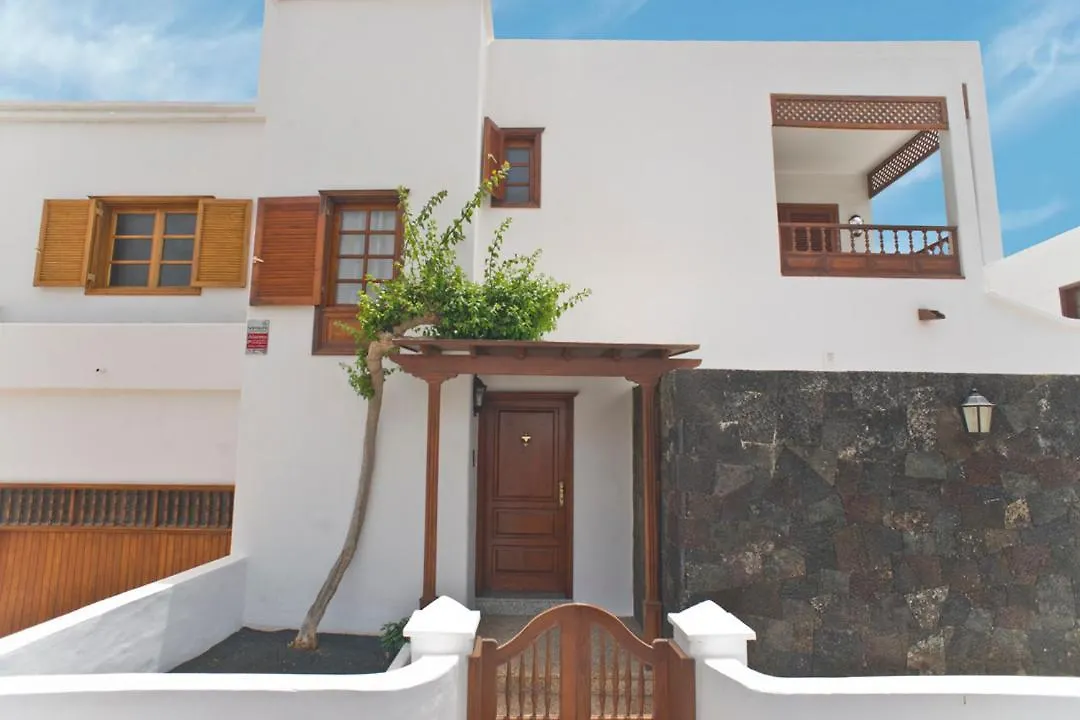 Villa Pilar Puerto del Carmen  0*, Puerto del Carmen (Lanzarote)